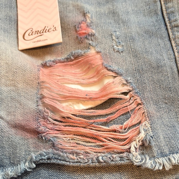 NWT Candie’s Pink Distressed Jean Shorts size 11 - Picture 2 of 13